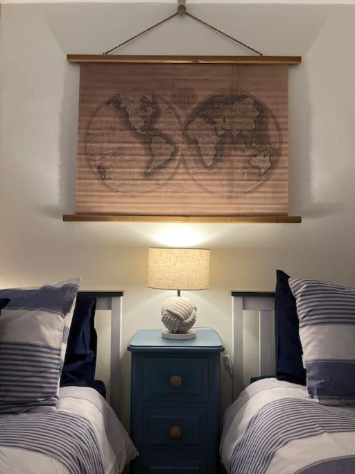 Harbourside 2 Bed Apartment, Barmouth Bridge Views Экстерьер фото